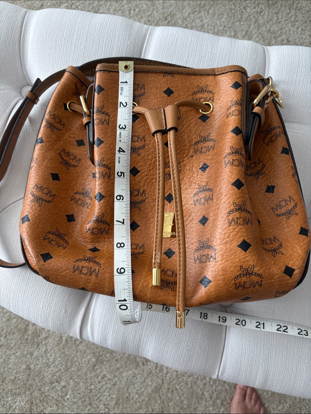 MCM Cognac bucket bag EUC - Picture 15 of 16